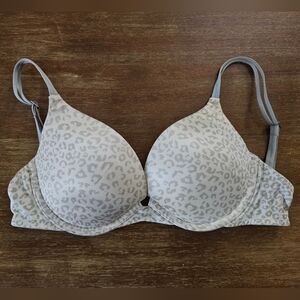 Victorias Secret PINK White & Grey Leopard Print Bra 34C Push Up Bra VS Pink